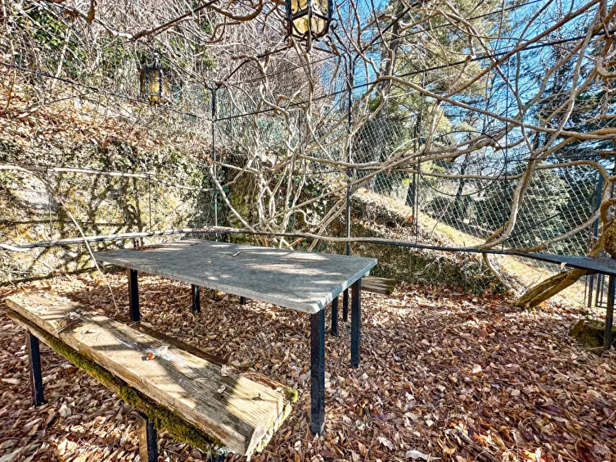 Immagine 32 di Villa in vendita  in via battaglione alpini di intra 22 a Bee