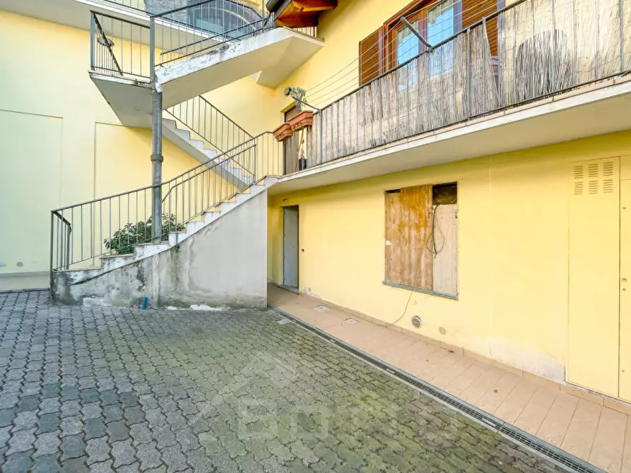 Immagine 12 di Appartamento in vendita  in via sogna 47 a Armeno