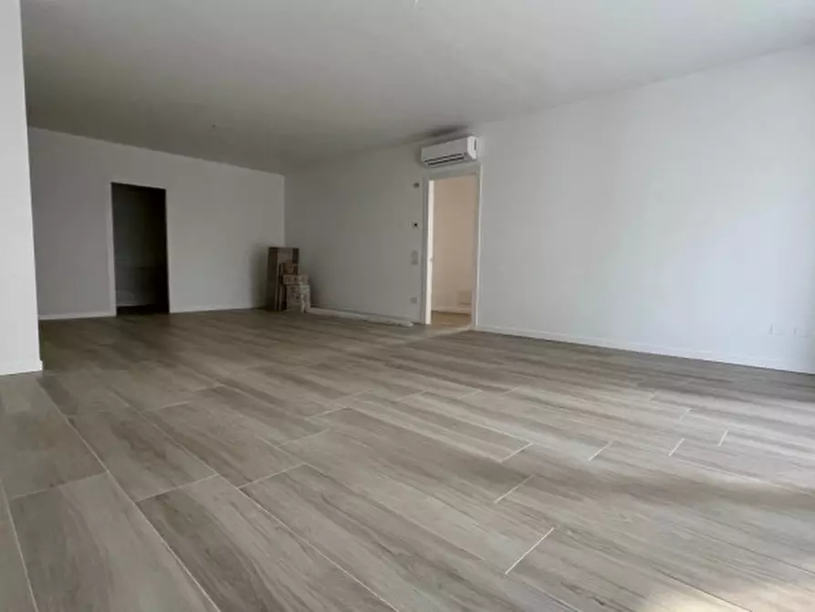 Immagine 9 di Appartamento in vendita  a Selvazzano Dentro