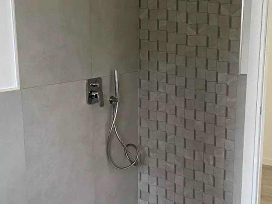 Immagine 25 di Appartamento in vendita  a Selvazzano Dentro