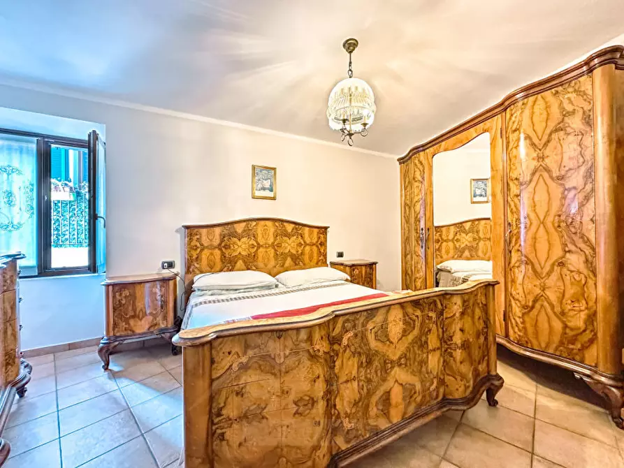 Immagine 15 di Casa indipendente in vendita  in via carmine, 6 a Cannobio