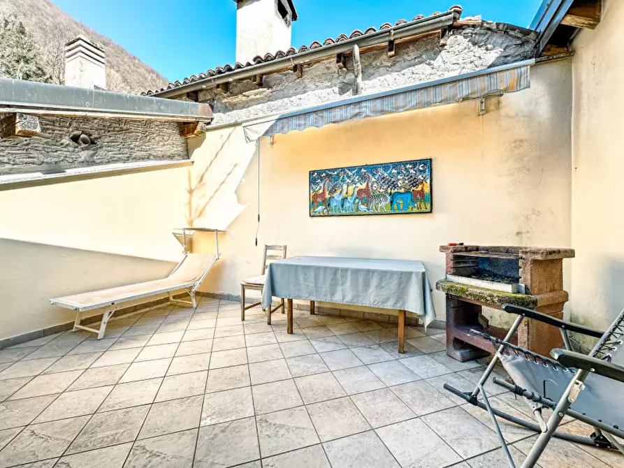 Immagine 29 di Casa indipendente in vendita  in via carmine, 6 a Cannobio