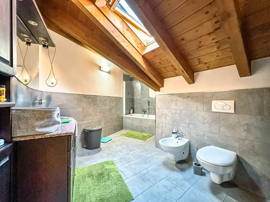 Immagine 33 di Casa indipendente in vendita  in via carmine, 6 a Cannobio