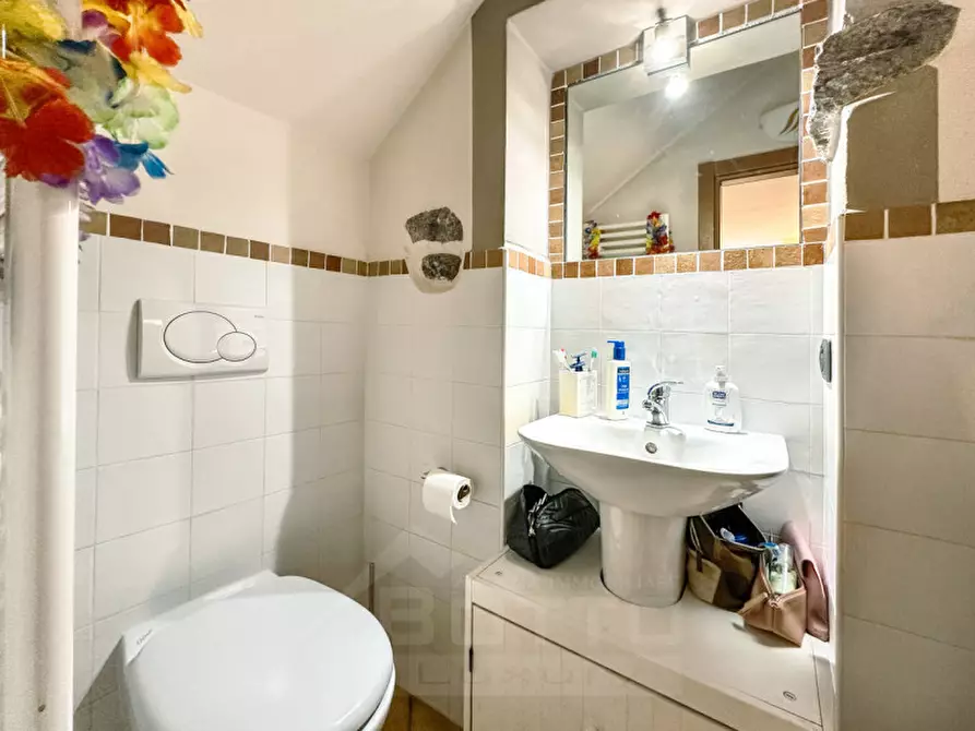 Immagine 35 di Casa indipendente in vendita  in via carmine, 6 a Cannobio