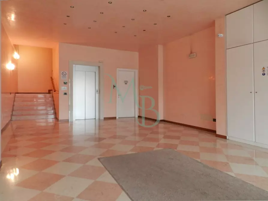 Immagine 15 di Ufficio in vendita  a Pianiga