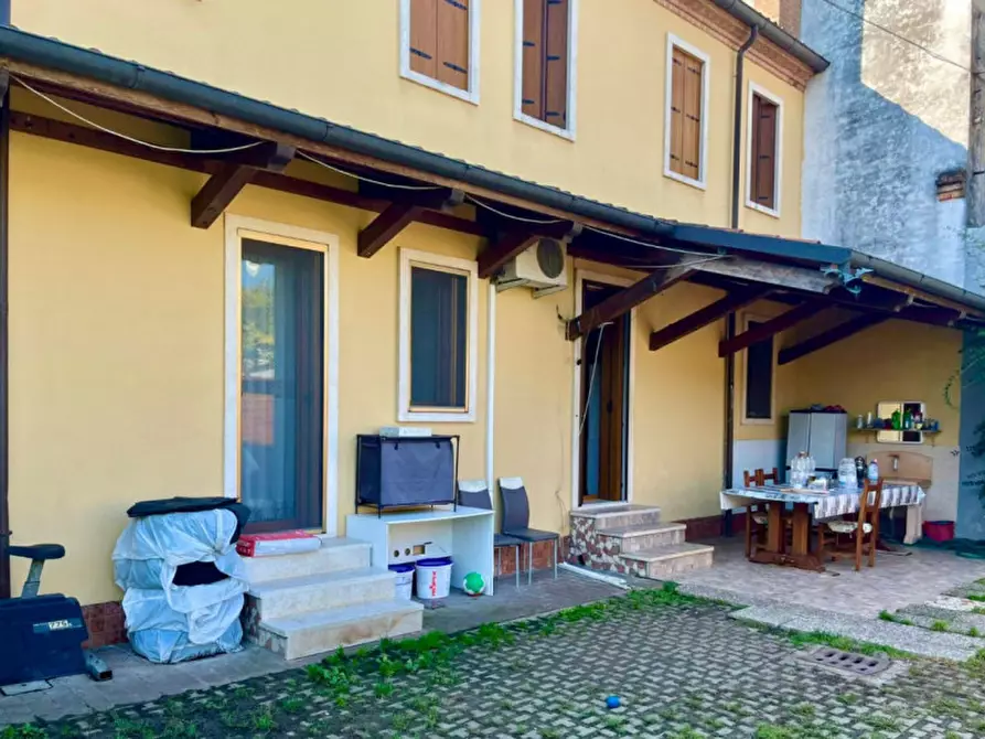 Immagine 14 di Appartamento in vendita  in Via Camisana, 225 a Torri Di Quartesolo