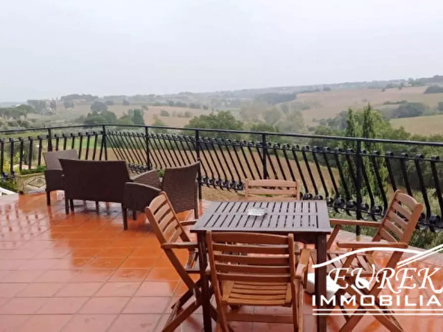 Immagine 13 di Villa in vendita  in cASAMAGGIORE a Castiglione Del Lago