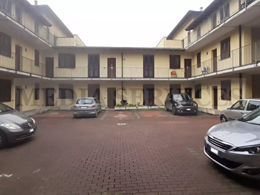 Immagine 22 di Appartamento in vendita  in via Roma n° 35 a Gropello Cairoli