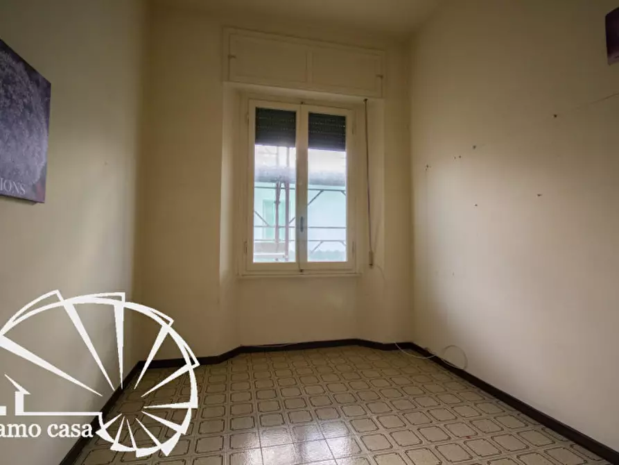 Immagine 9 di Appartamento in vendita  a Prato