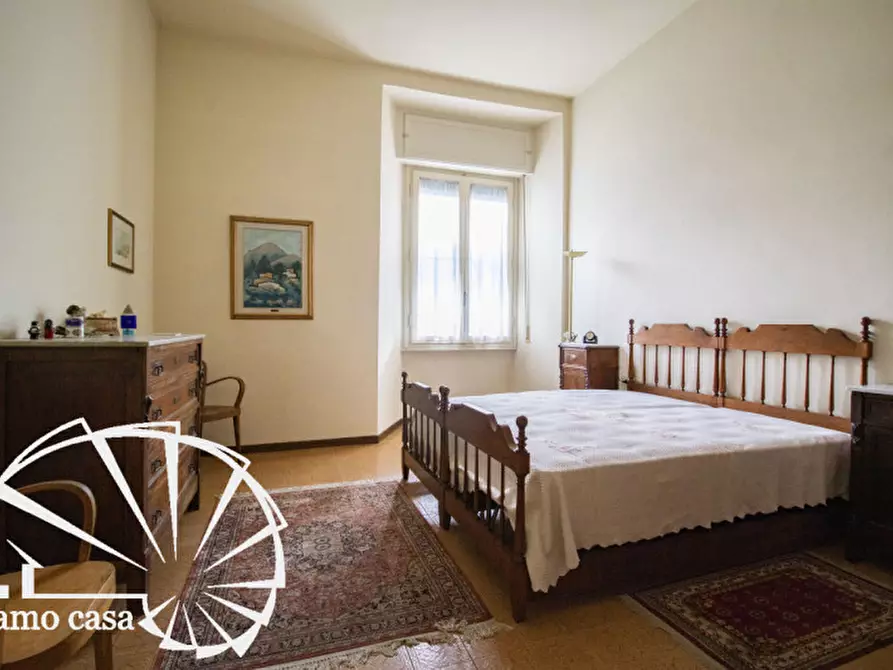 Immagine 12 di Appartamento in vendita  a Prato