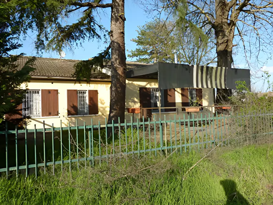 Immagine 3 di Attività commerciale in vendita  in Via Valle 2 a Semiana