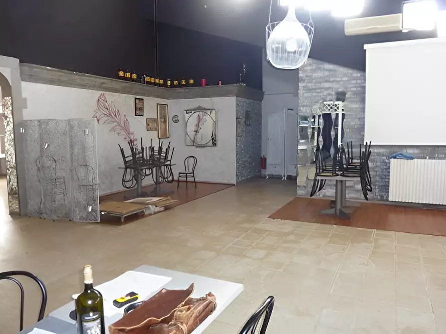 Immagine 5 di Attività commerciale in vendita  in Via Valle 2 a Semiana