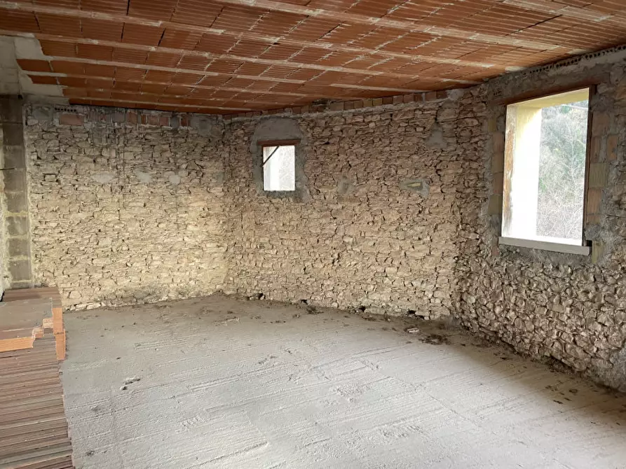 Immagine 5 di Rustico / casale in vendita  in CONTRADA VARDANEGA a Possagno