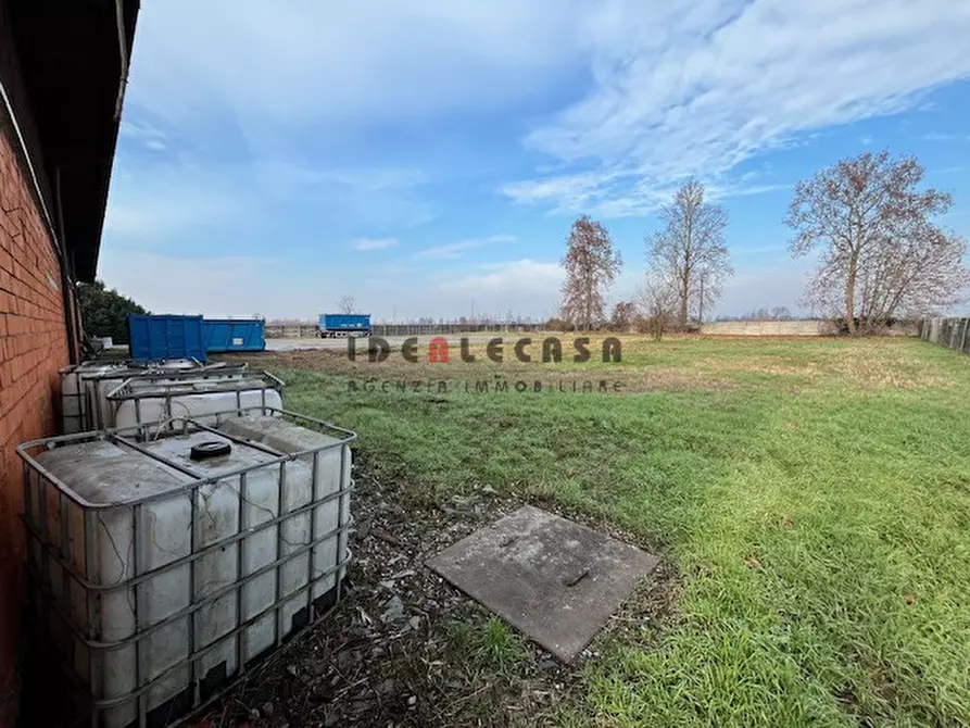 Immagine 12 di Capannone industriale in vendita  in Via dante Alighieri a Corzano