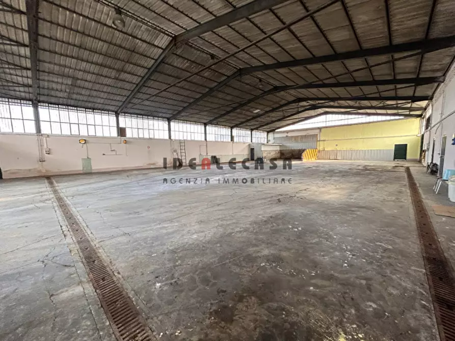Immagine 14 di Capannone industriale in vendita  in Via dante Alighieri a Corzano
