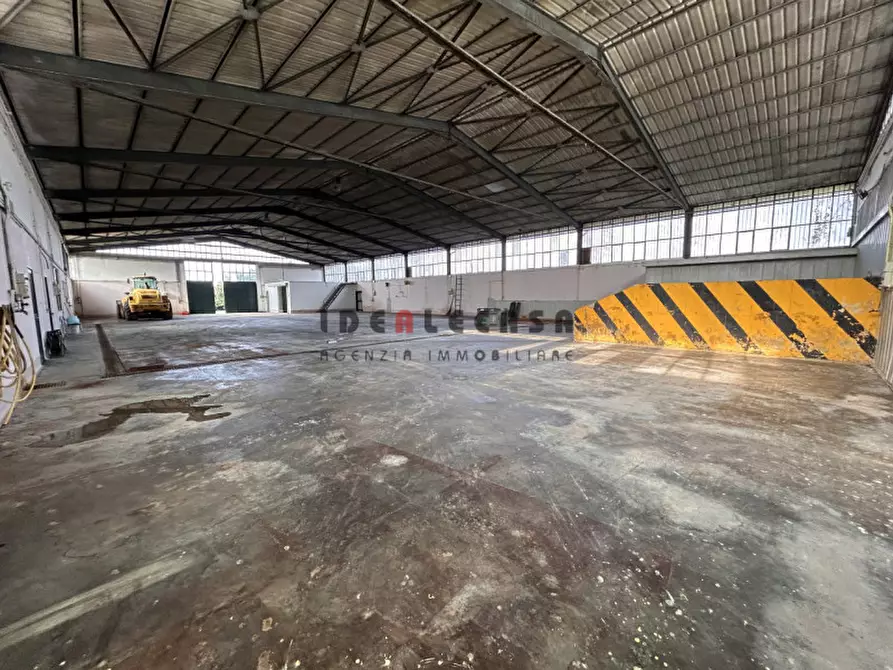 Immagine 15 di Capannone industriale in vendita  in Via dante Alighieri a Corzano