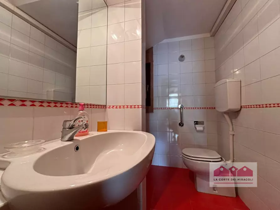 Immagine 9 di Casa bifamiliare in affitto  in Via della Scola a Vicenza