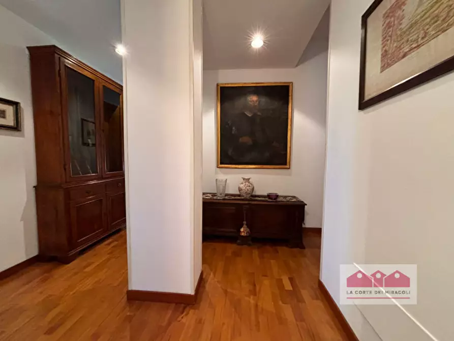 Immagine 11 di Casa bifamiliare in affitto  in Via della Scola a Vicenza