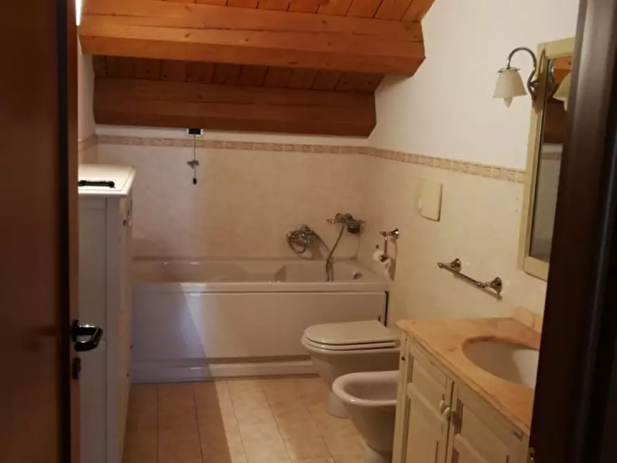 Immagine 12 di Appartamento in vendita  in via strinati 18 a Cesena