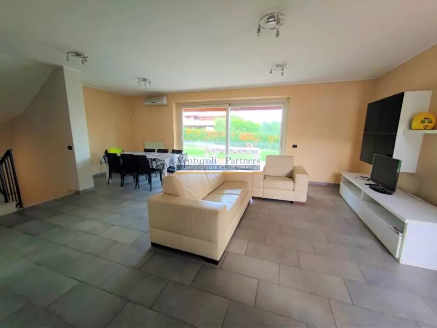 Immagine 6 di Villa in vendita  in Via del Torchio a Manerba Del Garda