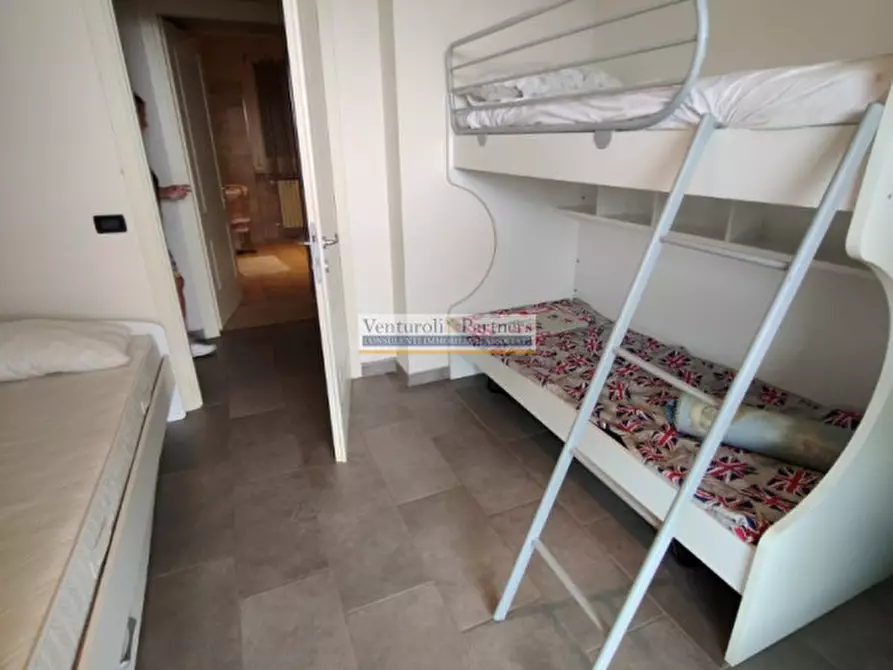 Immagine 13 di Villa in vendita  in Via del Torchio a Manerba Del Garda