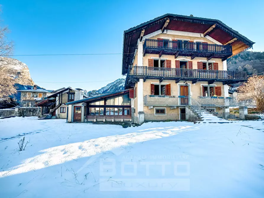 Immagine 4 di Bed & Breakfast in vendita  in Via Verno 8 a Alagna Valsesia