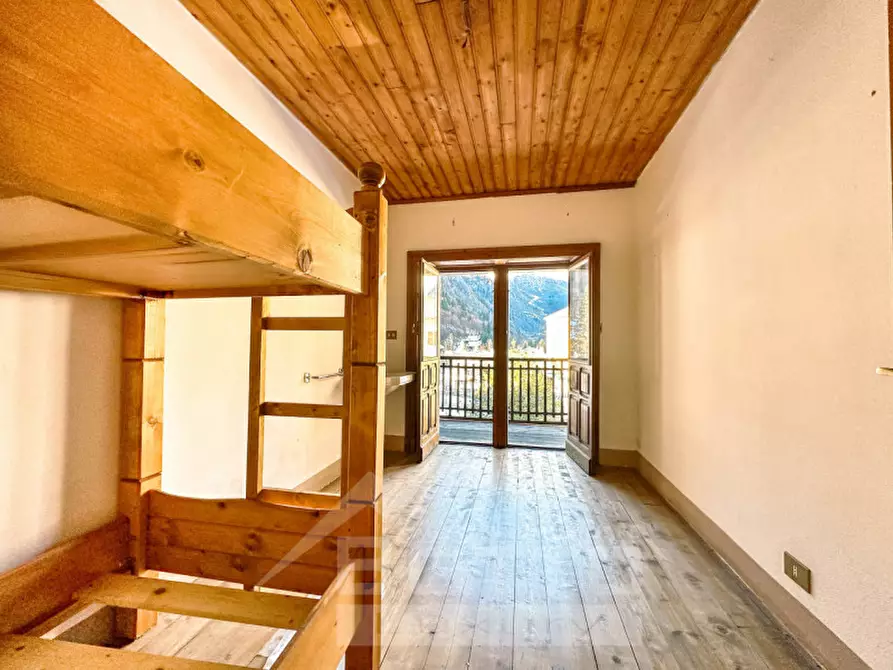 Immagine 30 di Bed & Breakfast in vendita  in Via Verno 8 a Alagna Valsesia