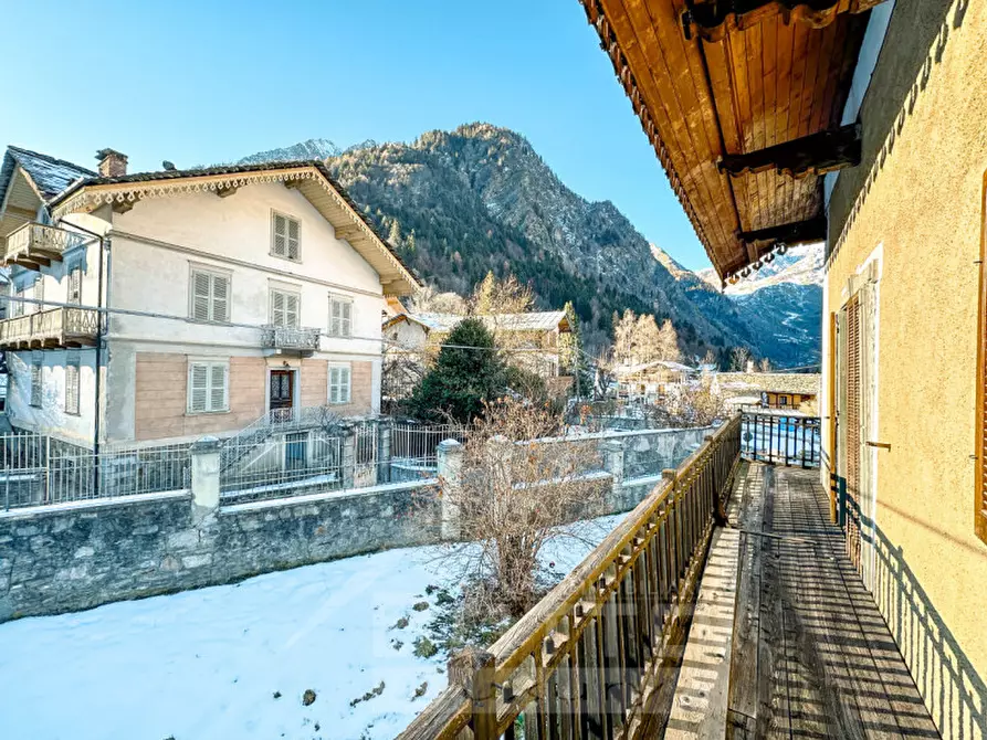 Immagine 34 di Bed & Breakfast in vendita  in Via Verno 8 a Alagna Valsesia