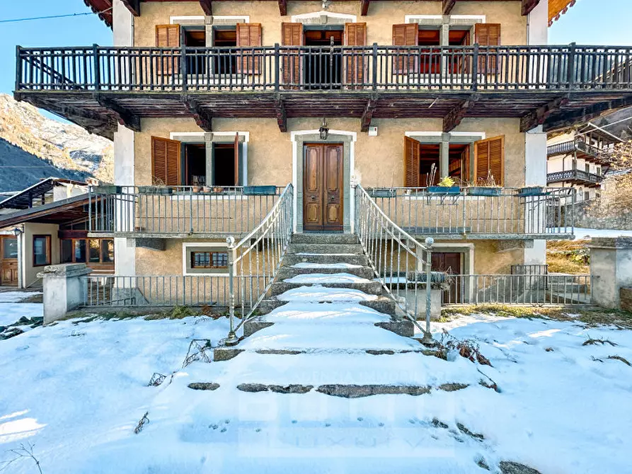 Immagine 37 di Bed & Breakfast in vendita  in Via Verno 8 a Alagna Valsesia
