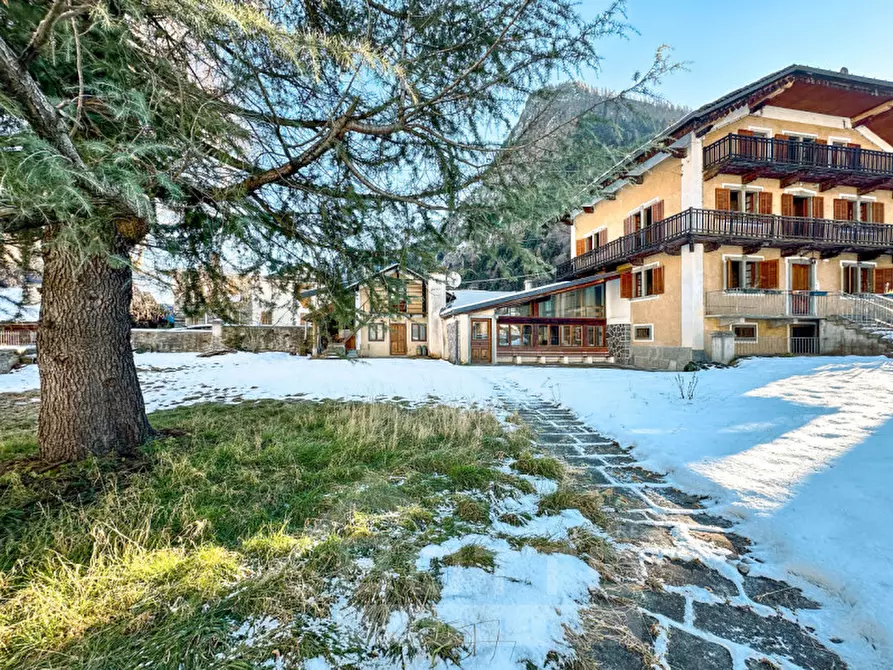 Immagine 45 di Bed & Breakfast in vendita  in Via Verno 8 a Alagna Valsesia
