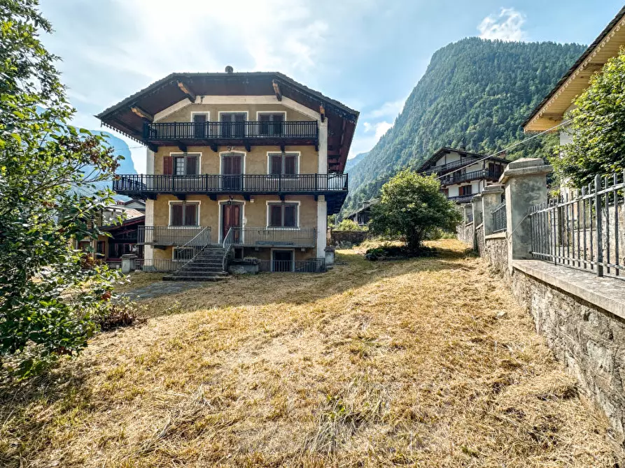 Immagine 55 di Bed & Breakfast in vendita  in Via Verno 8 a Alagna Valsesia