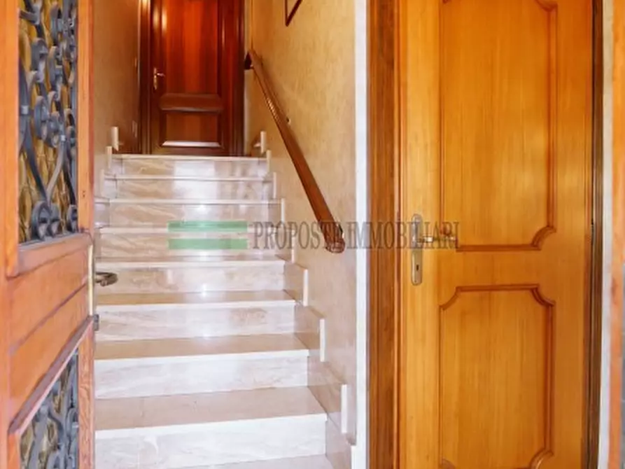 Immagine 5 di Villa in vendita  in Via Martigango a Ome