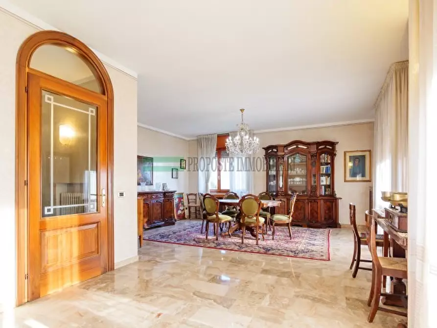 Immagine 6 di Villa in vendita  in Via Martigango a Ome