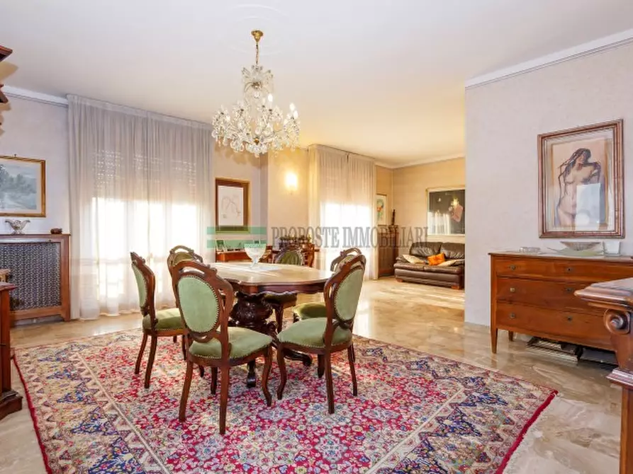 Immagine 10 di Villa in vendita  in Via Martigango a Ome