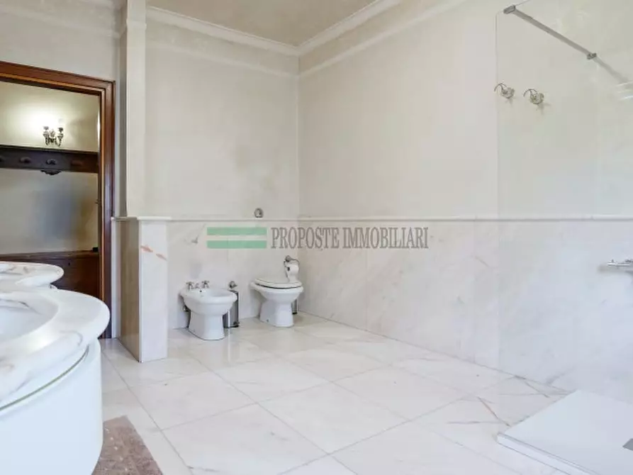 Immagine 21 di Villa in vendita  in Via Martigango a Ome