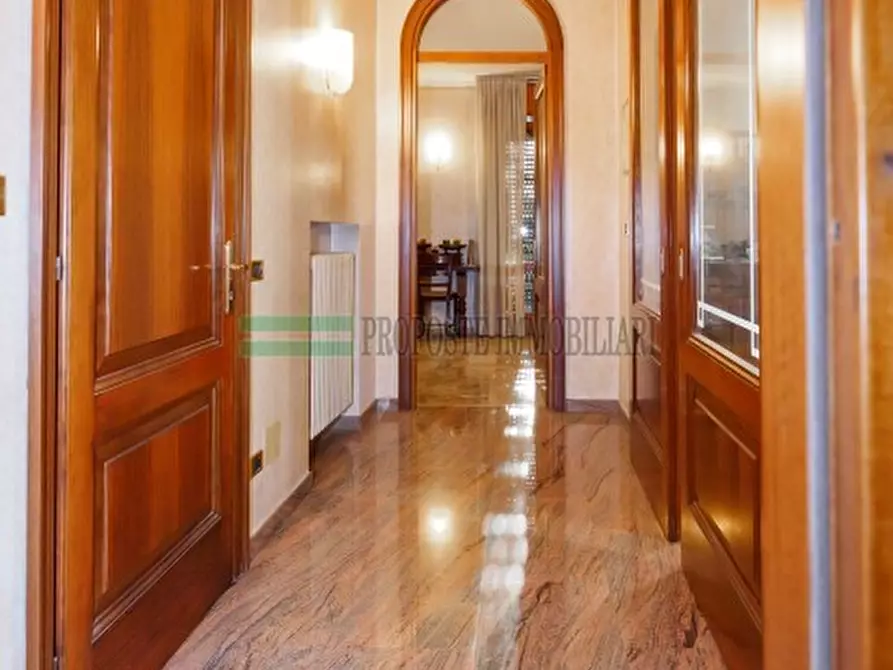 Immagine 23 di Villa in vendita  in Via Martigango a Ome