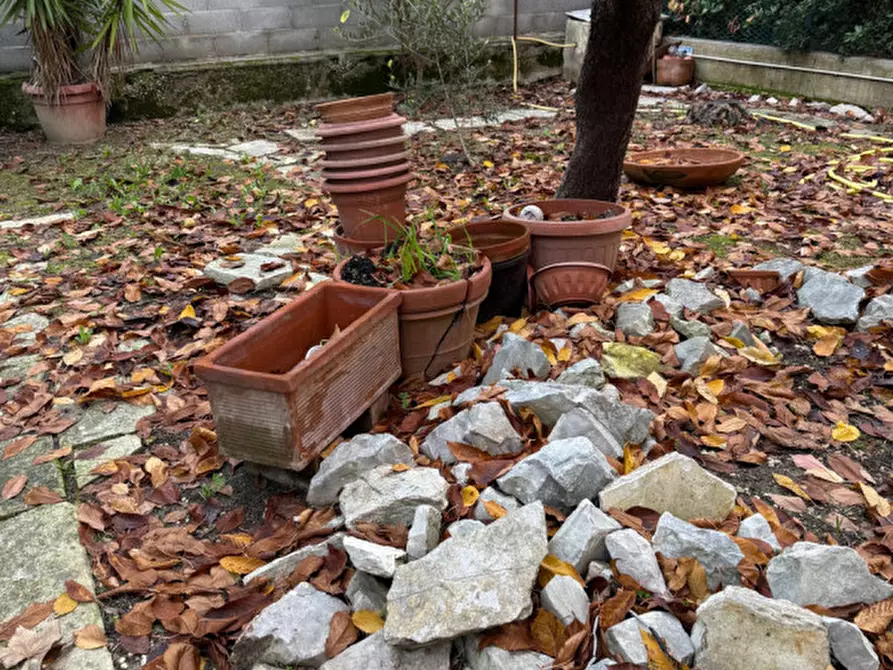 Immagine 36 di Casa bifamiliare in vendita  in Via Mascagni a Senigallia