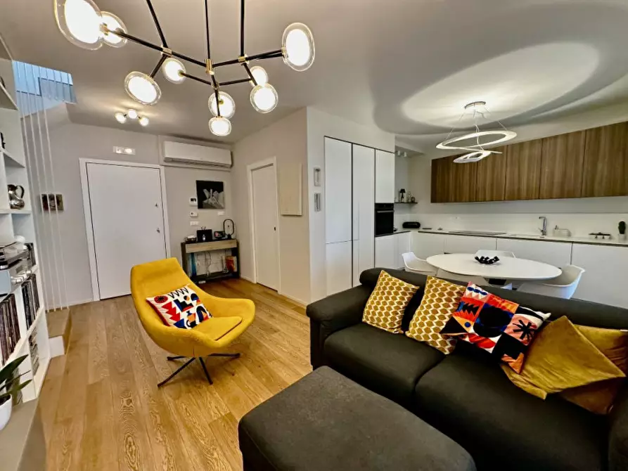 Immagine 6 di Appartamento in vendita  in VIA ARAPIETRA, 39 a Pescara