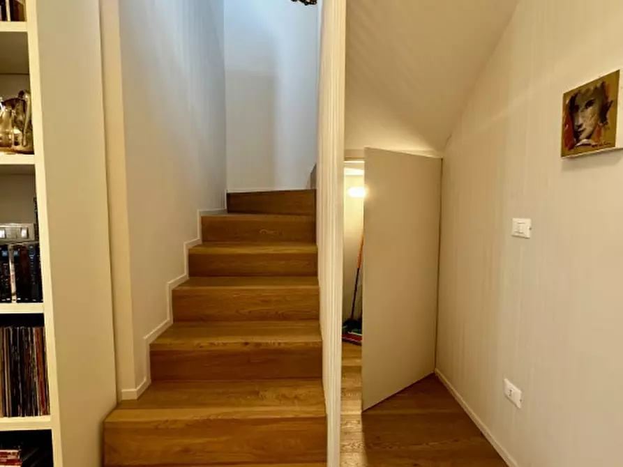 Immagine 9 di Appartamento in vendita  in VIA ARAPIETRA, 39 a Pescara