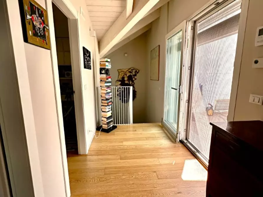 Immagine 11 di Appartamento in vendita  in VIA ARAPIETRA, 39 a Pescara