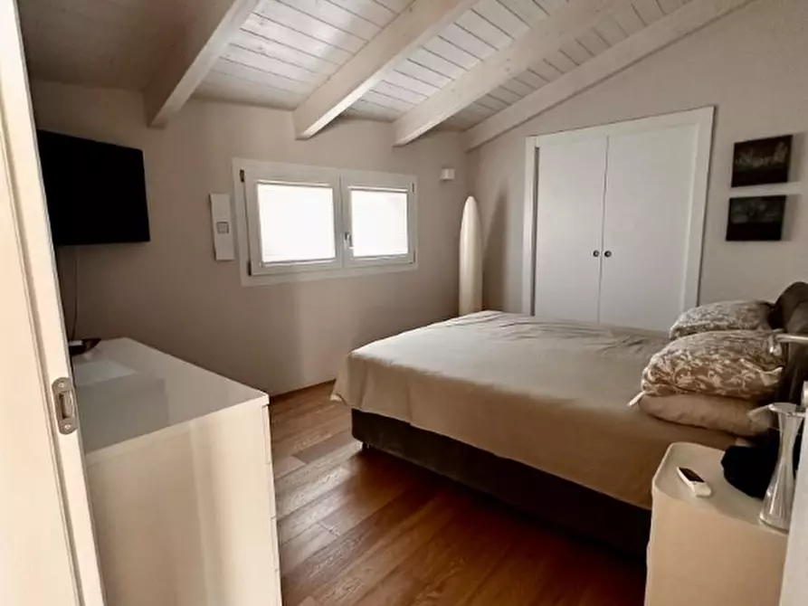 Immagine 12 di Appartamento in vendita  in VIA ARAPIETRA, 39 a Pescara