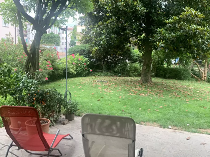 Immagine 6 di Villa in vendita  a Vicenza