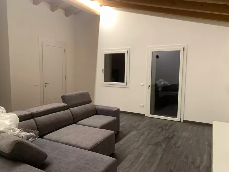 Immagine 10 di Villa in vendita  a Vicenza