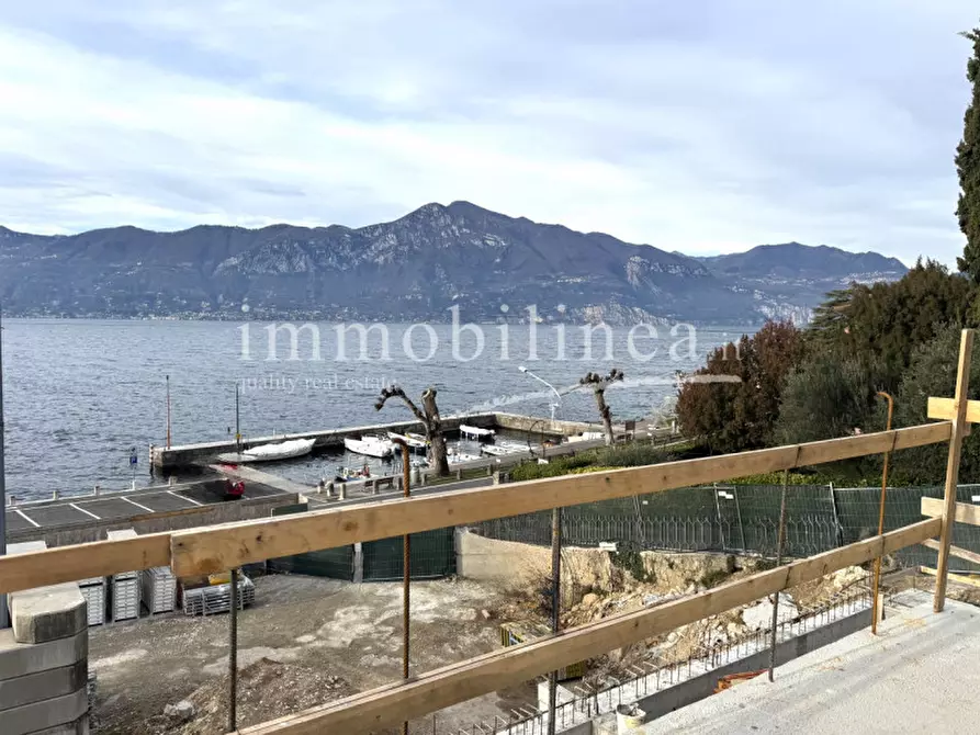 Immagine 14 di Appartamento in vendita  a Torri Del Benaco
