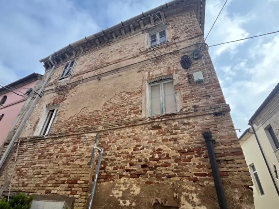 Immagine 2 di Casa indipendente in vendita  in FRAZ. MONTESICURO a Ancona