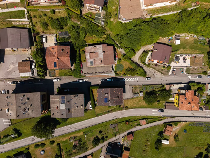 Immagine 4 di Villa in vendita  in Via Condino a Tione Di Trento