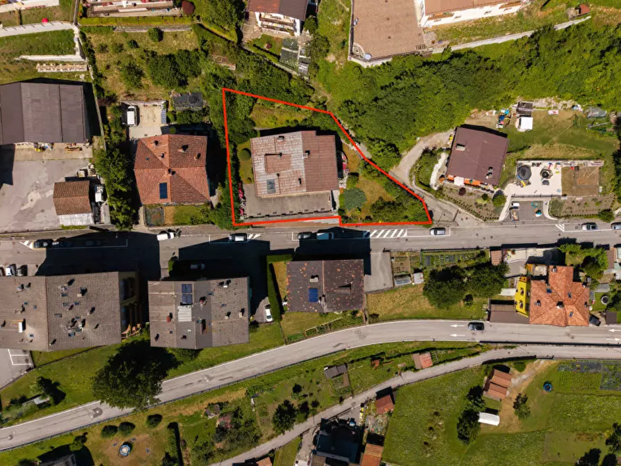 Immagine 5 di Villa in vendita  in Via Condino a Tione Di Trento