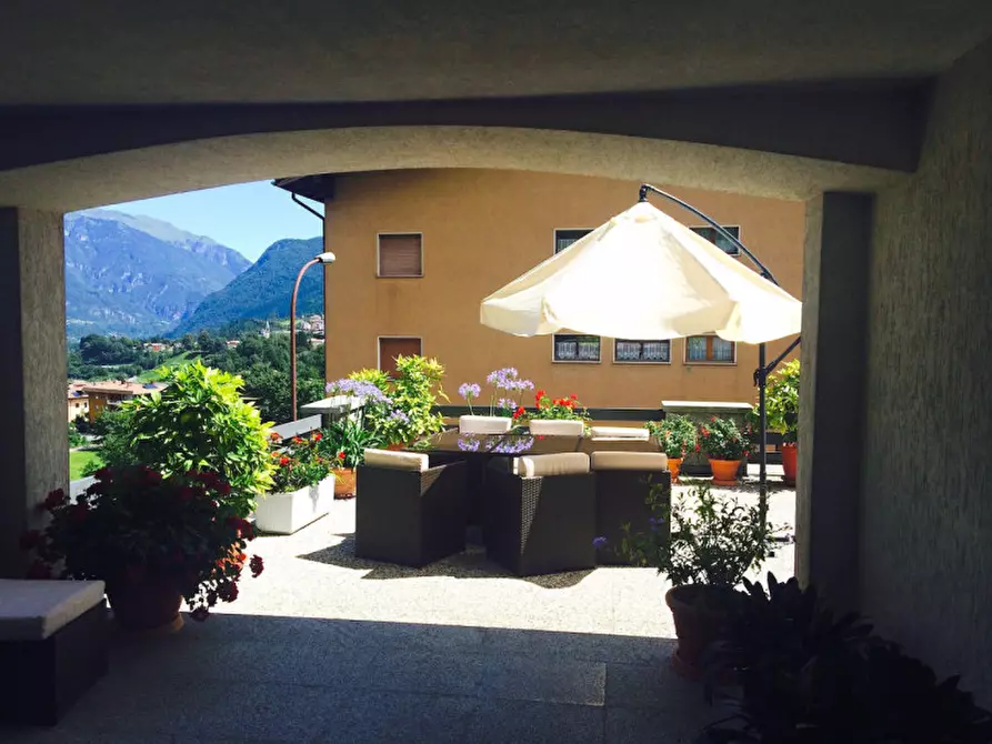 Immagine 13 di Villa in vendita  in Via Condino a Tione Di Trento