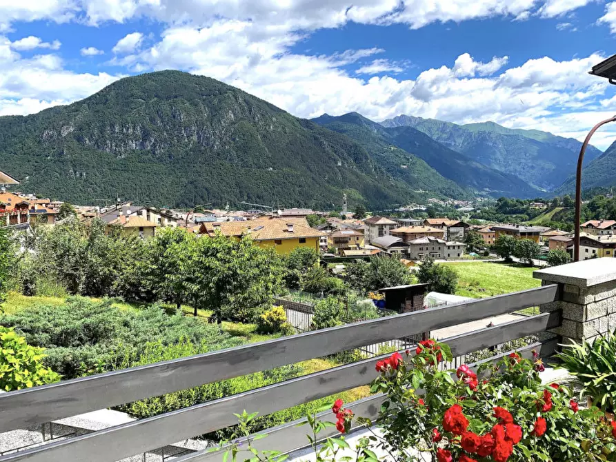 Immagine 15 di Villa in vendita  in Via Condino a Tione Di Trento