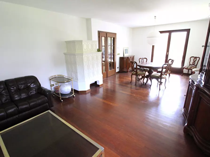 Immagine 20 di Villa in vendita  in Via Condino a Tione Di Trento